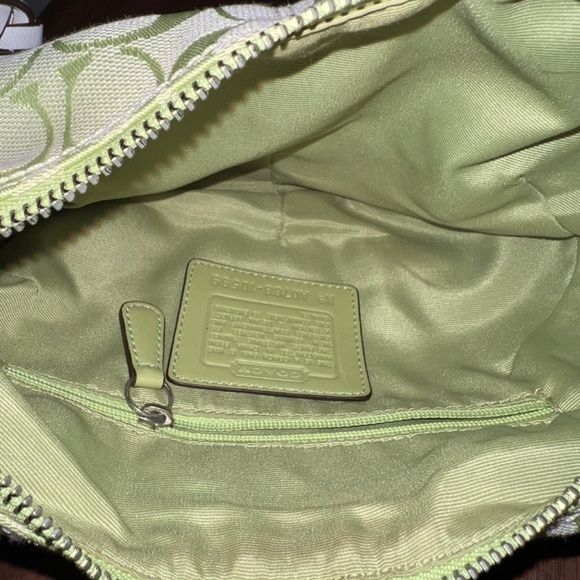 Coach green croissant bag - Picture 4 of 6